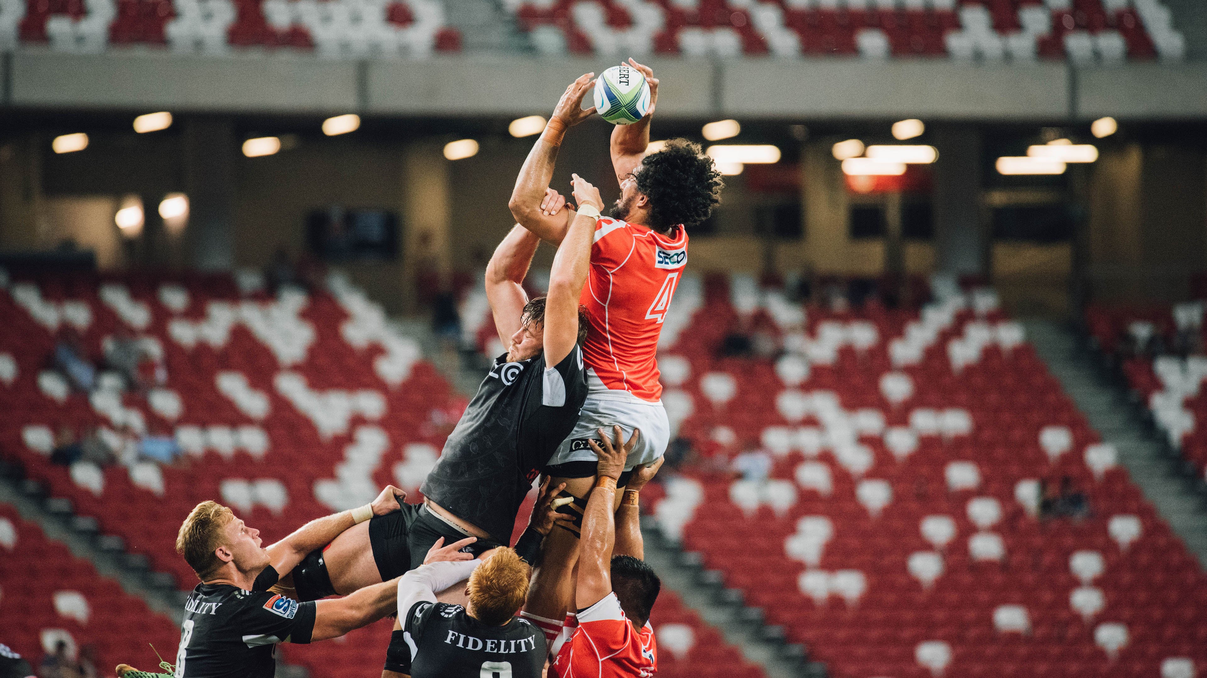 外援政策频繁变动扰乱俱乐部运营，球队外援数量限制