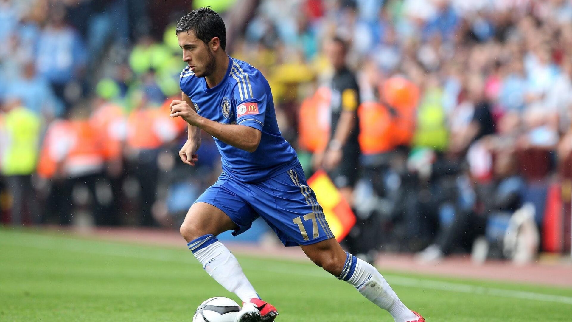 德甲球队高强度对抗中体能衰减与技术失误的关系研究