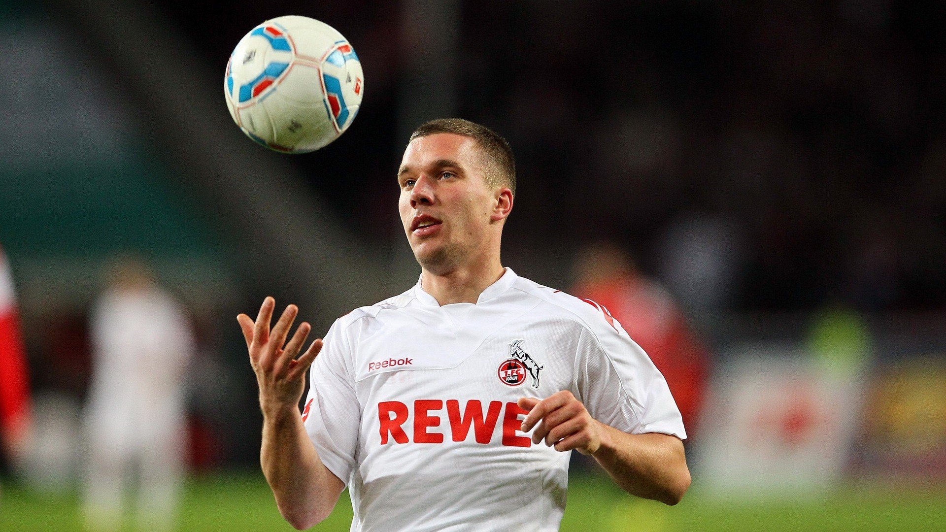 斯图加特高强度逼抢破坏对手出球节奏，斯图加特足球俱乐部百科